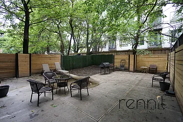 Rented by Rennit Inc.