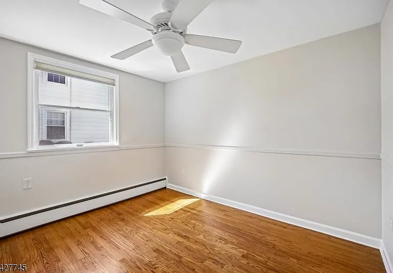 32 Center St — Photo 15