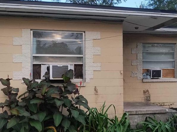 jacksonville-florida-154636371 picture