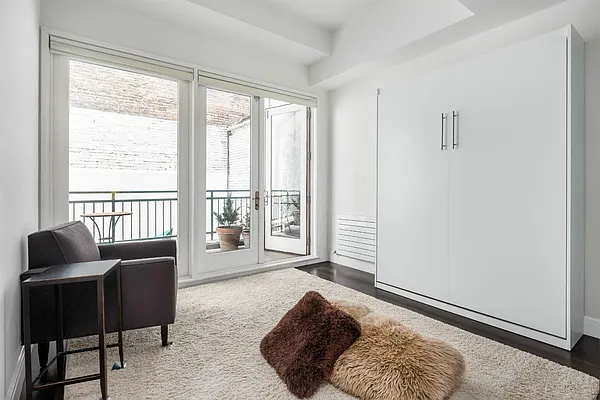 Sold by Town Residential | media 27