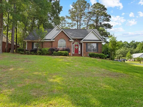 220 Pine Ln, Hattiesburg, MS 39402