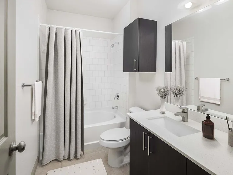 Camden Asbury Village — Photo 9