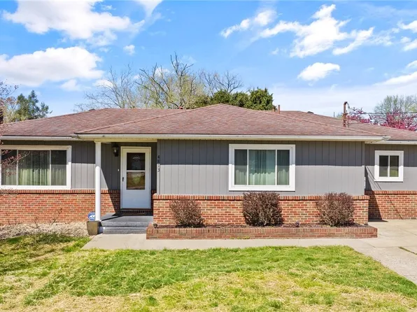 4813 6th Ave, Vienna, WV 26105