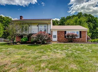 409 Sunnymeade Rd, Rustburg, VA 24588