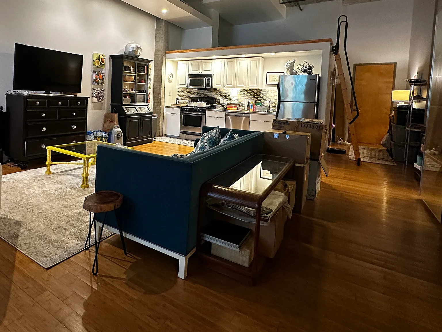 1 bed, $3,000 — Photo 2