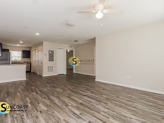 5th image of 9441 N Mendoza Way