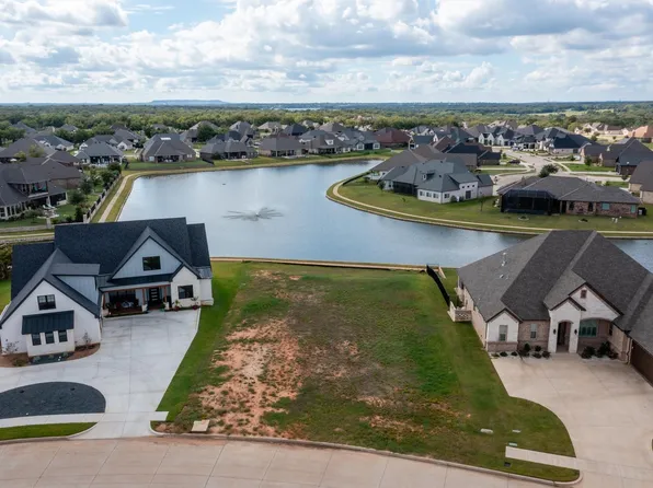 6651 Pinehurst Dr, Granbury, TX 76049