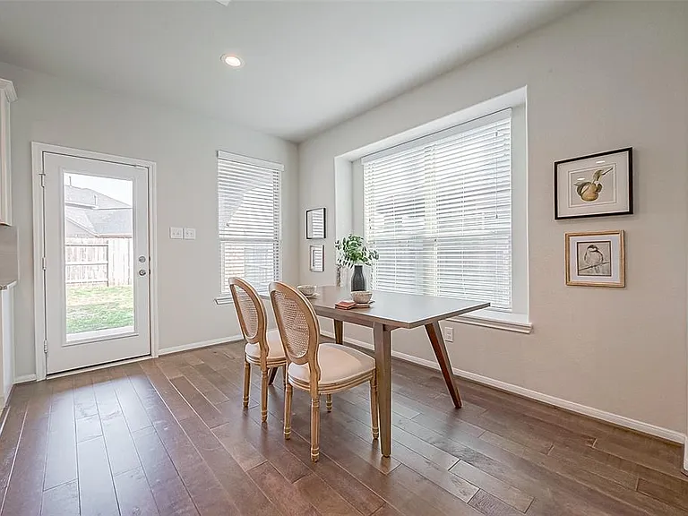 1711 Dominion Heights Ln — Photo 29