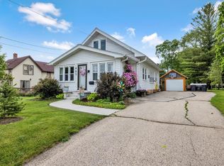 405 Washington St W, Waterford, WI 53185