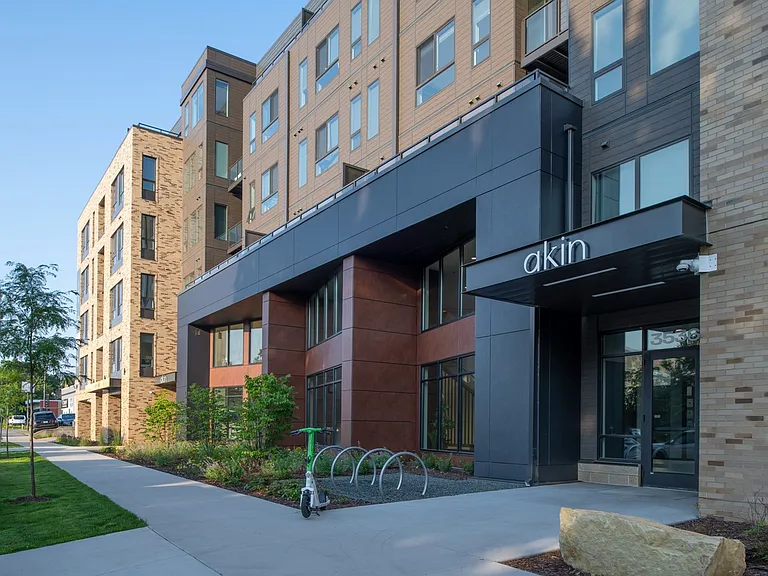 Akin Apartments — Photo 37