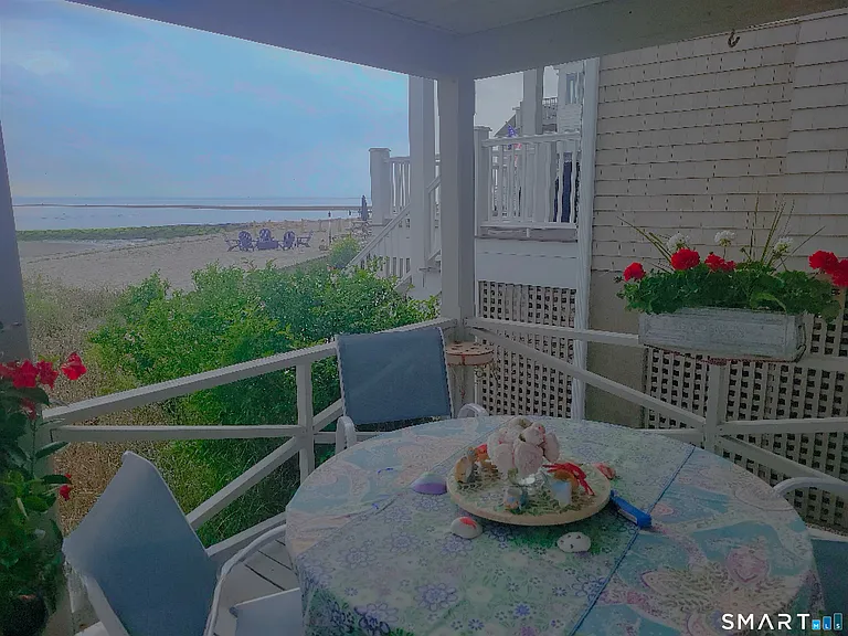 655 Fairfield Beach Rd — Photo 7