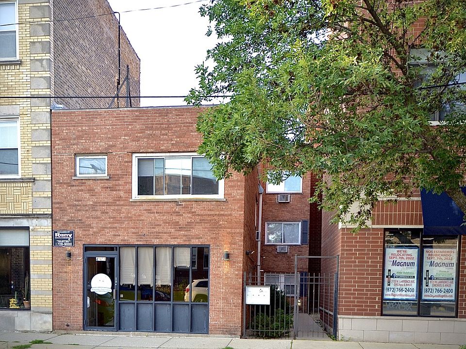 1st image of 2942 W Montrose Ave APT 2R