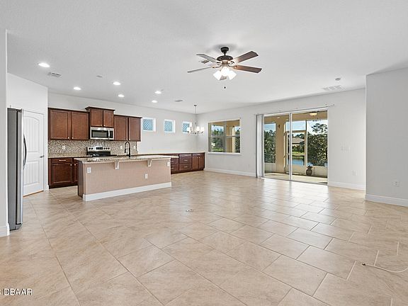 4th image of 231 River Vale Ln