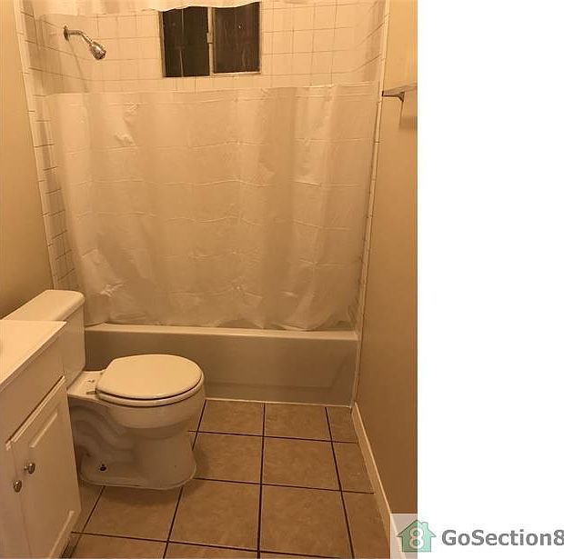 2nd image of 917 Wyoming Ave APT 20