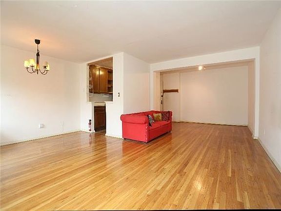 3rd image of 3030 Johnson Ave
