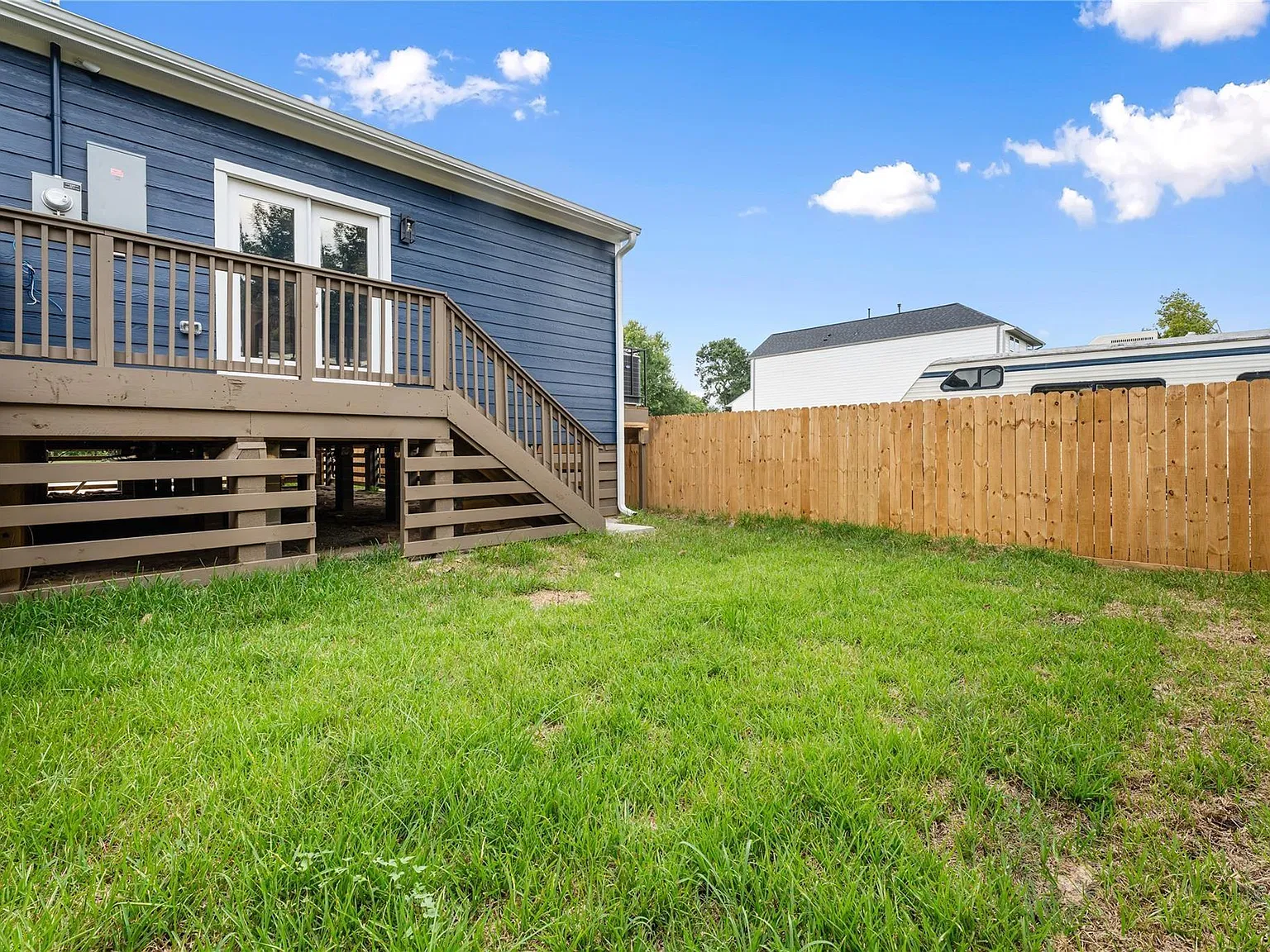 3 bed, 2.0 bath, 1238 sqft, $1,625 — Photo 3