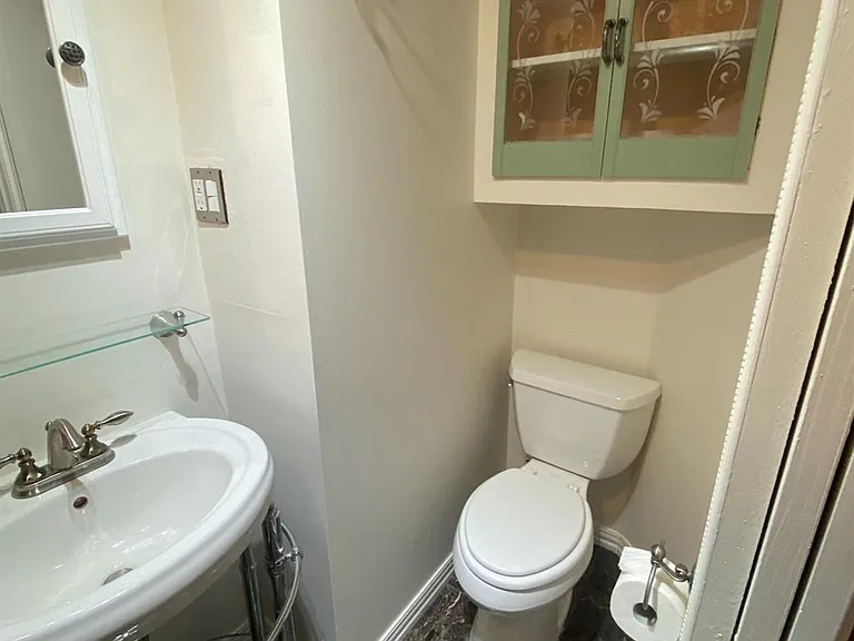 2906 West Ave #4 — Photo 11