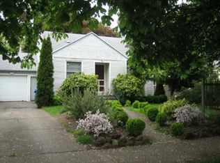 8215 N Chautauqua Blvd, Portland, OR 97217