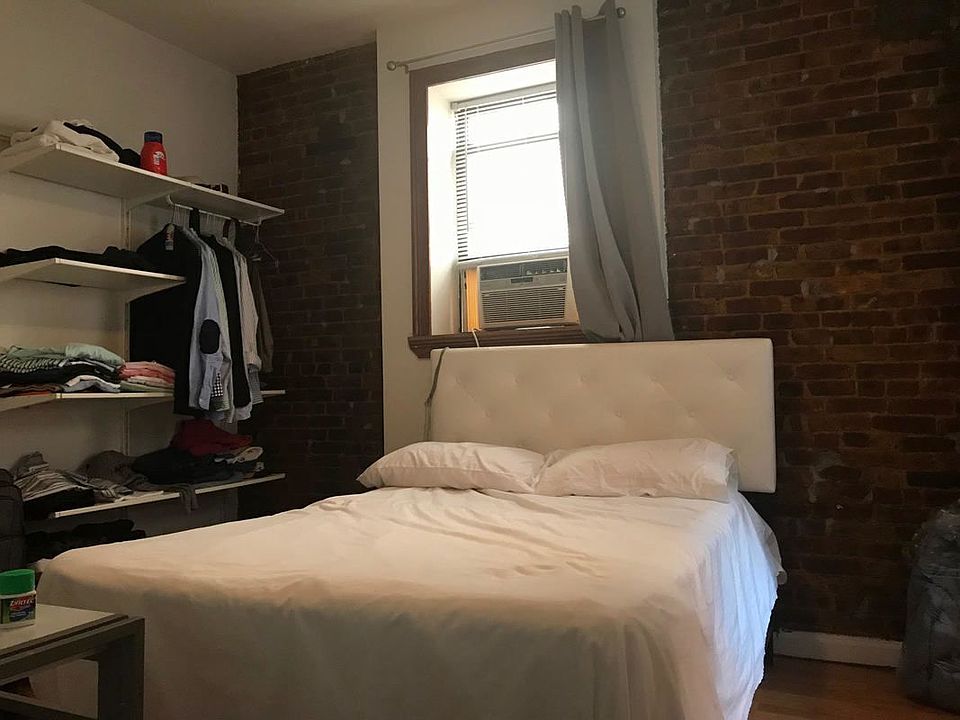 1st image of 143 E 30th St #306