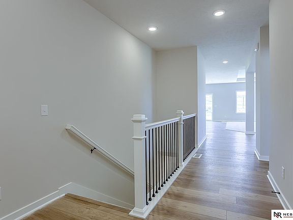 3rd image of 11334 Portage Cir