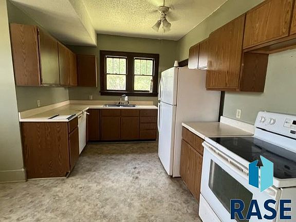 4th image of 507 N Dakota St