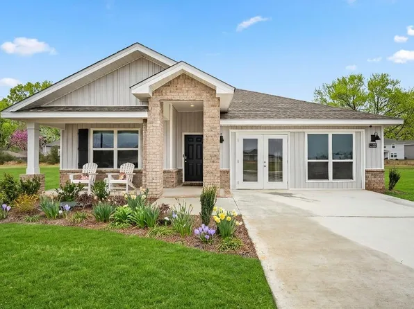 95 Oakwood Dr, Hattiesburg, MS 39401