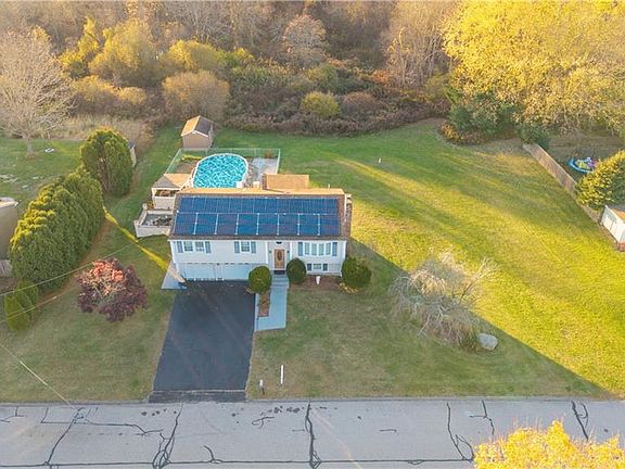 3rd image of 57 Mohawk Dr