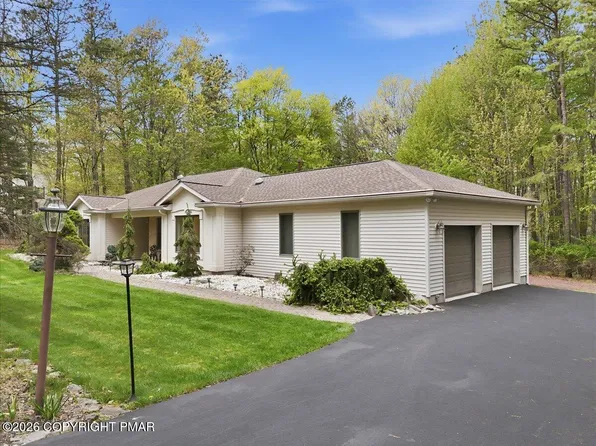 113 Witch Hazel Way, Stroudsburg, PA 18360