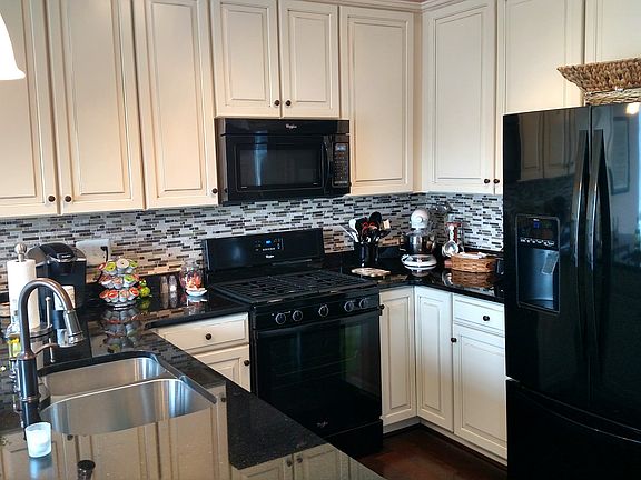 2nd image of 8606 Wintergreen Ct Unit 207