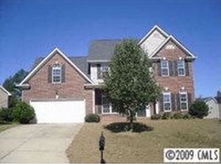 12017 Birdwell Ct, Charlotte, NC 28269