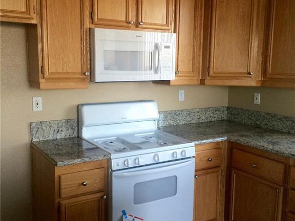 5th image of 14915 Cottontail Ln