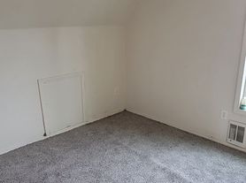 2926 E 4th, 2928