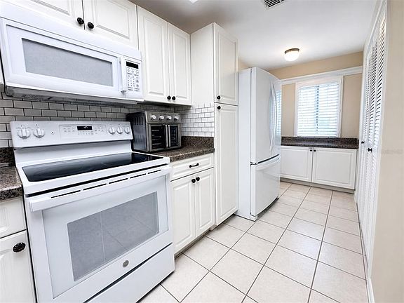 4th image of 6800 Placida Rd Unit 257