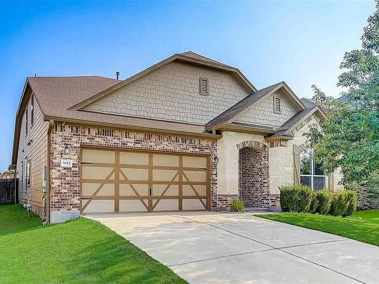 5912 Sardinia Dr — Photo 3