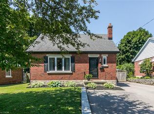 (Undisclosed Address), Cambridge, ON N1R 2Z9