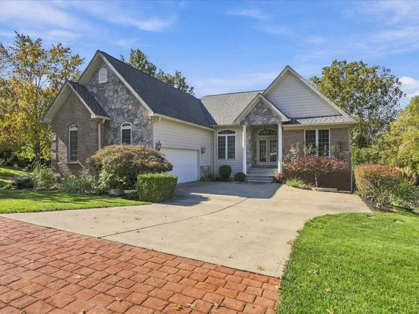 812 Keeneland Green Dr, Union, KY 41091