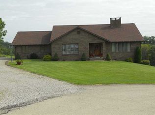 131 Ray Dr, Rostraver Township, PA 15012