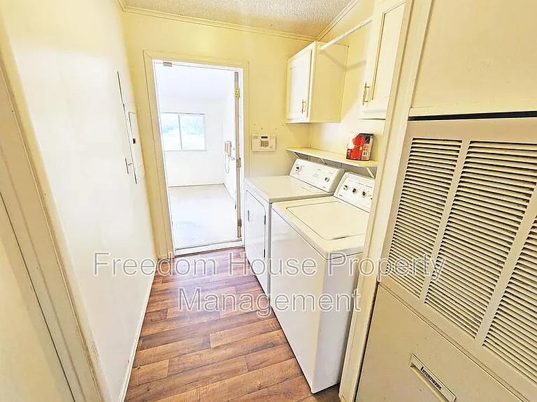 1441 W Betty Ave #1 — Photo 19