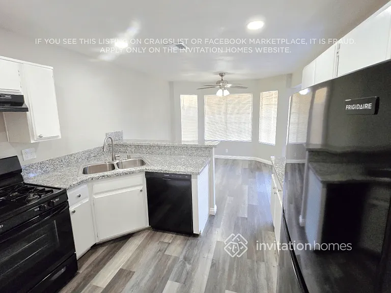 3749 Broadriver Dr — Photo 4