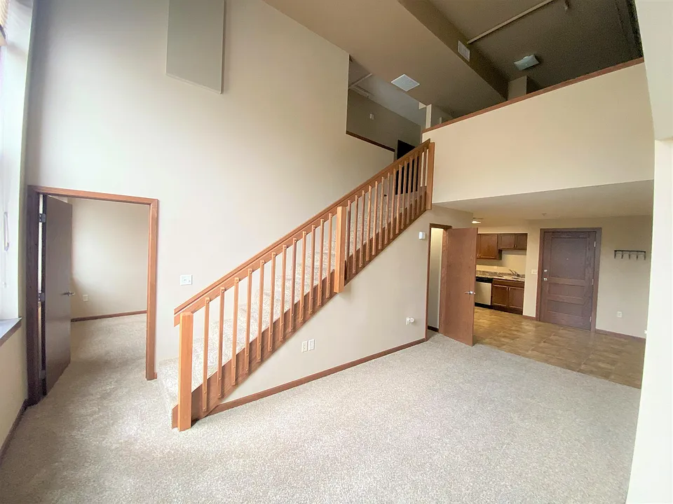 214 Kline St S #22