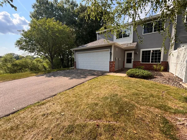 2024 Gresham Ave N, Oakdale, MN 55128
