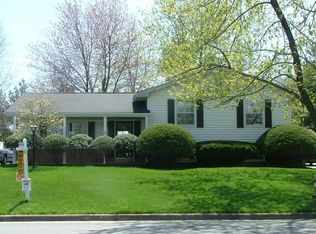 1004 E Holly Ave, Sterling, VA 20164
