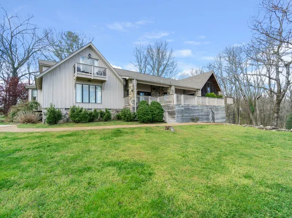 2802 Kell Rd, Signal Mountain, TN 37377