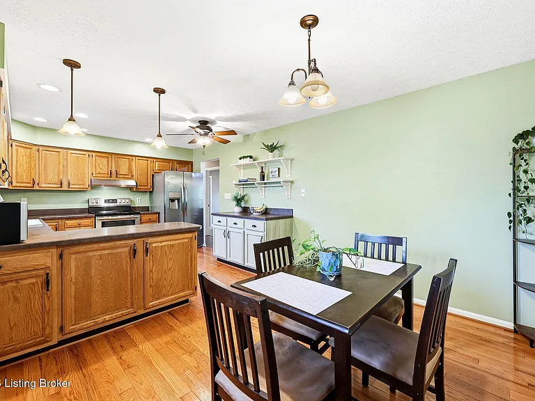 3605 Birnamwood Ct — Photo 11