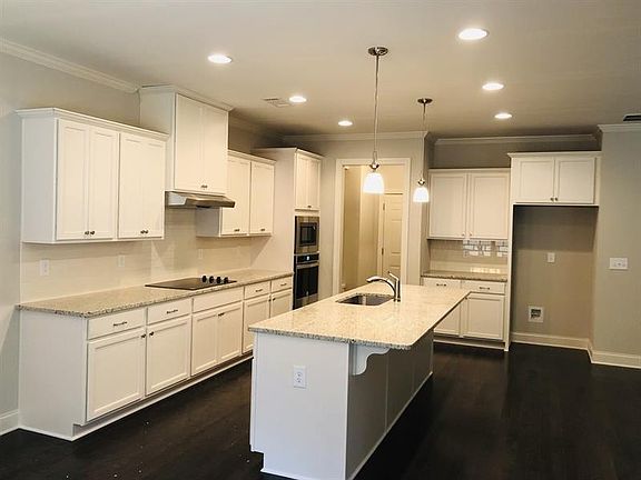 3rd image of 4848 River Bottom Dr
