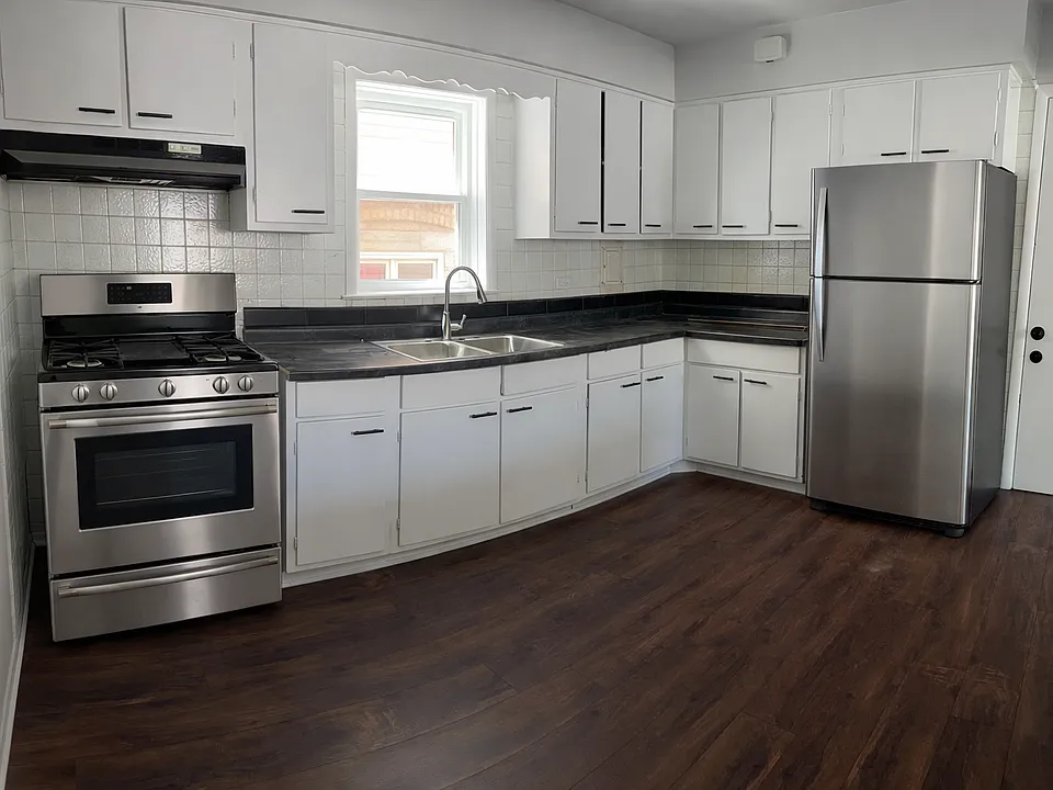 1401 Marengo Ave #1E