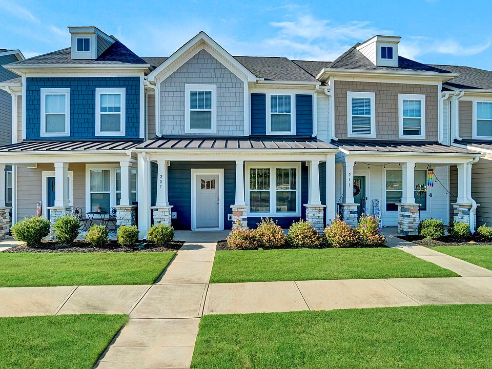 1st image of 207 Dalmatian Dr