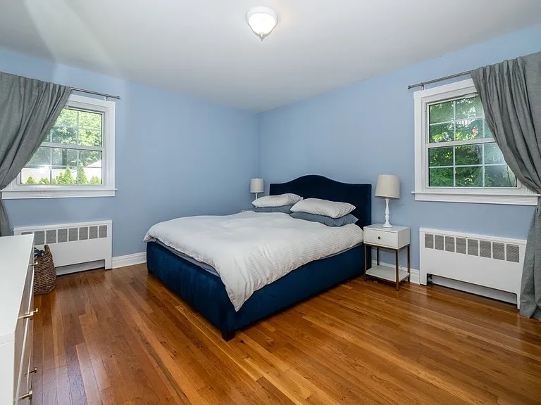 18 Carlyle Pl — Photo 23