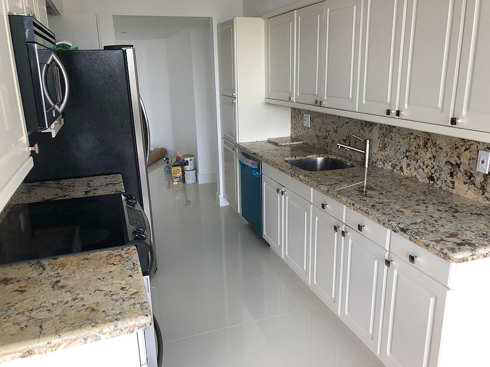 1st image of 3640 Yacht Club Dr APT 609