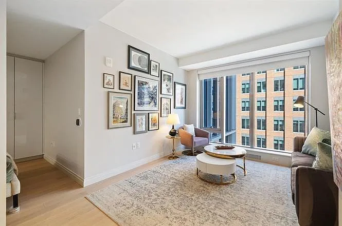 135 Seaport Blvd #1610 — Photo 9
